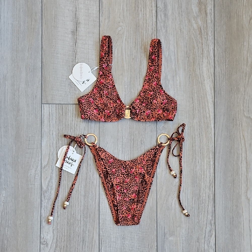 Kulani Kinis Bikini Set - Picture 2 of 10